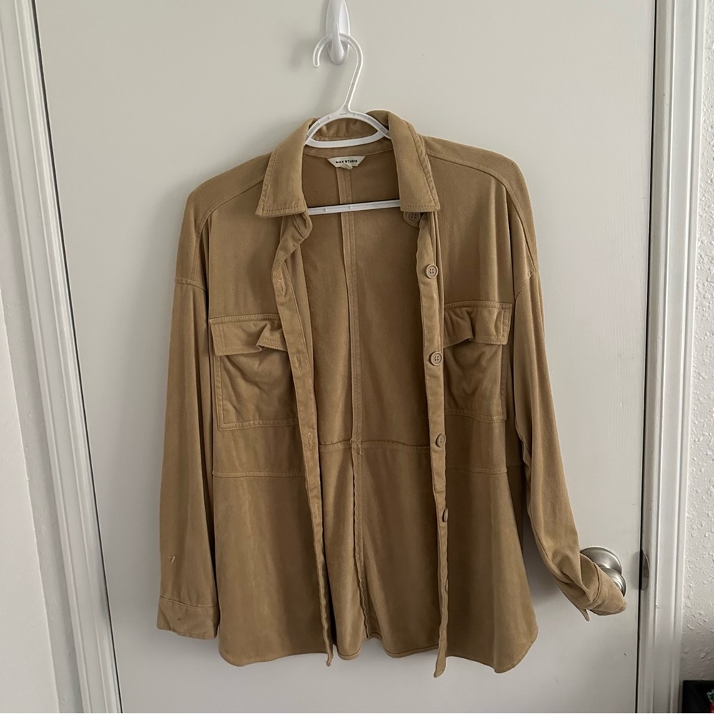 Max Studio button up